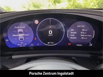 PORSCHE Macan Electric  Panorama  Luftfederung  Surround