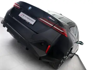 BMW i5 M60 xDrive M Sport DrivePro HUD H&K 360  21