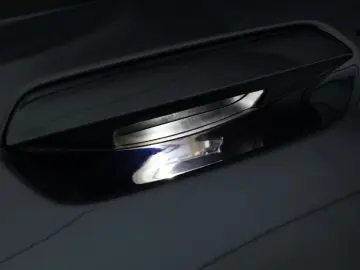 BMW i5 M60 xDrive M Sport DrivePro HUD H&K 360  21