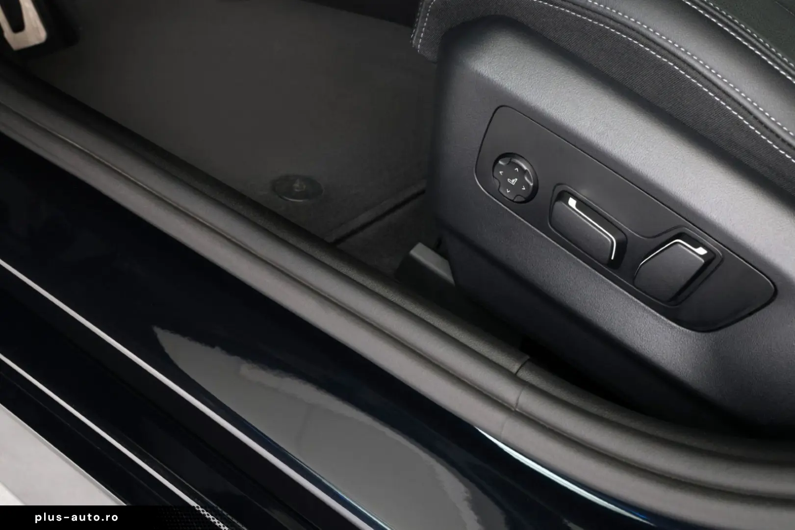 BMW i5 M60 xDrive M Sport DrivePro HUD H&K 360  21