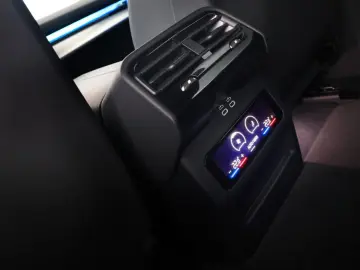 BMW i5 M60 xDrive M Sport DrivePro HUD H&K 360  21