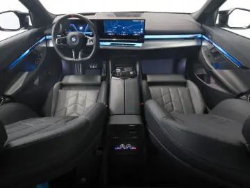 BMW i5 M60 xDrive M Sport DrivePro HUD H&K 360  21