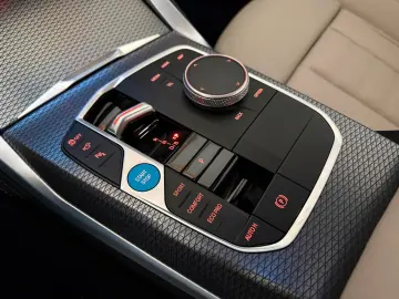 BMW i4 M50 xDrive M Sport Pro H K 360  Glasdach HUD