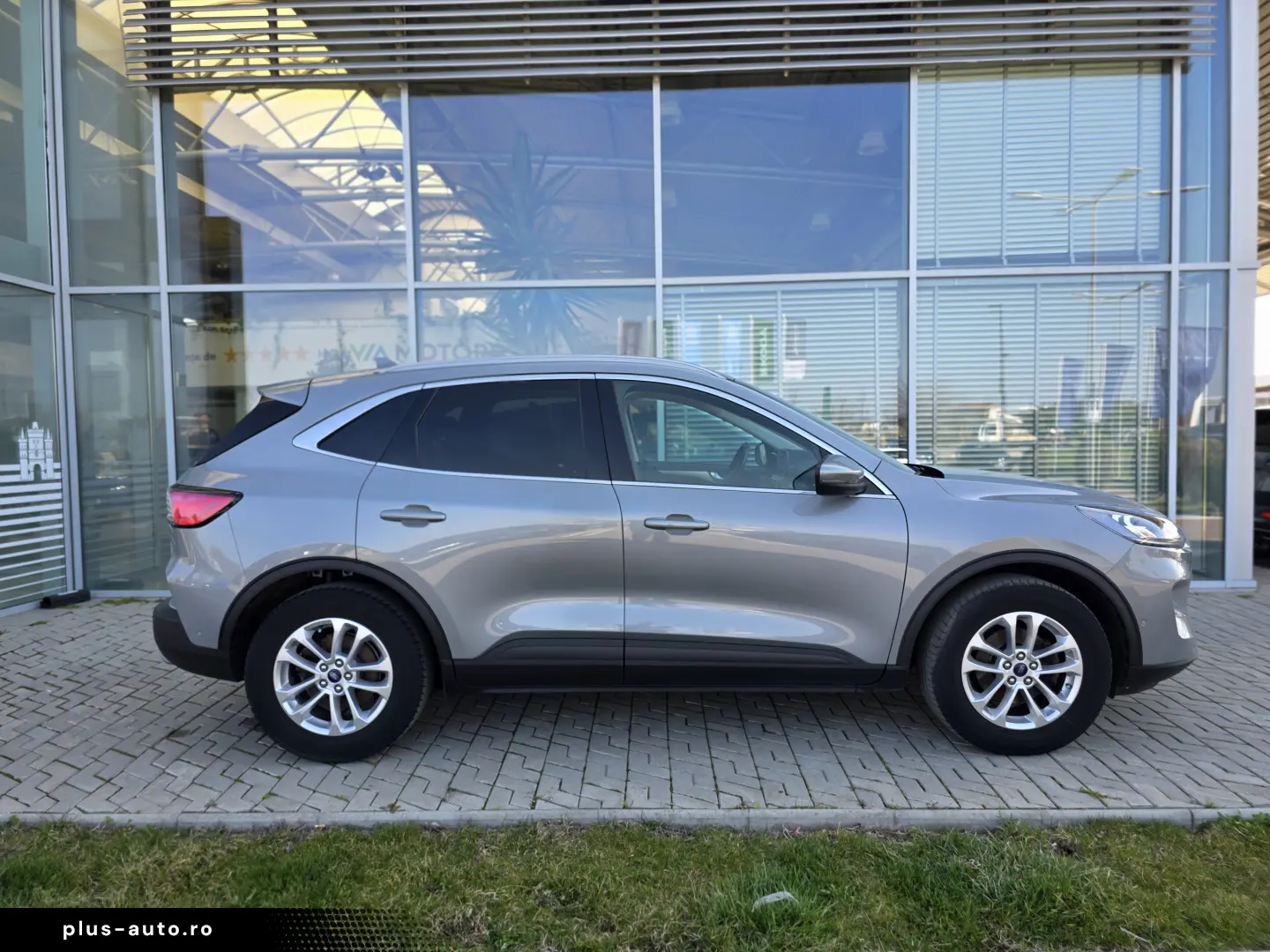 Ford Kuga 1.5 EcoBoost Titanium Manual 6t