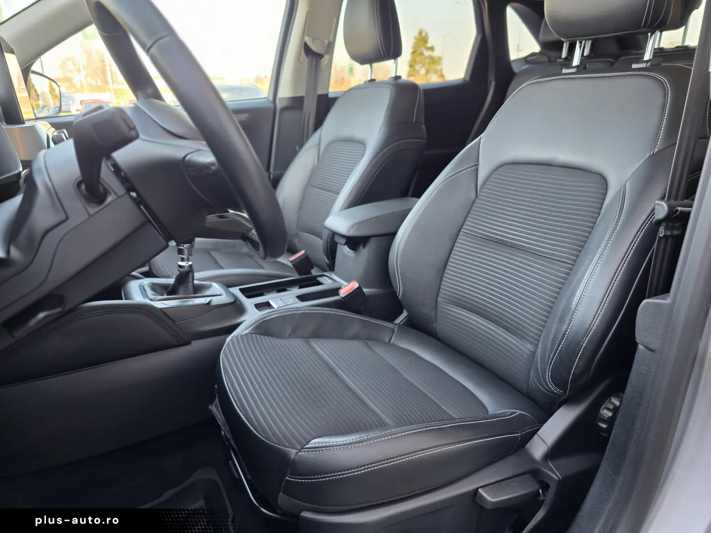 Ford Kuga 1.5 EcoBoost Titanium Manual 6t