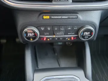 Ford Kuga 1.5 EcoBoost Titanium Manual 6t