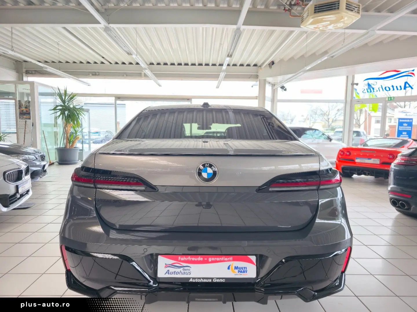 BMW 740d xDrive M Sport Fond Entertaiment B&W Sound