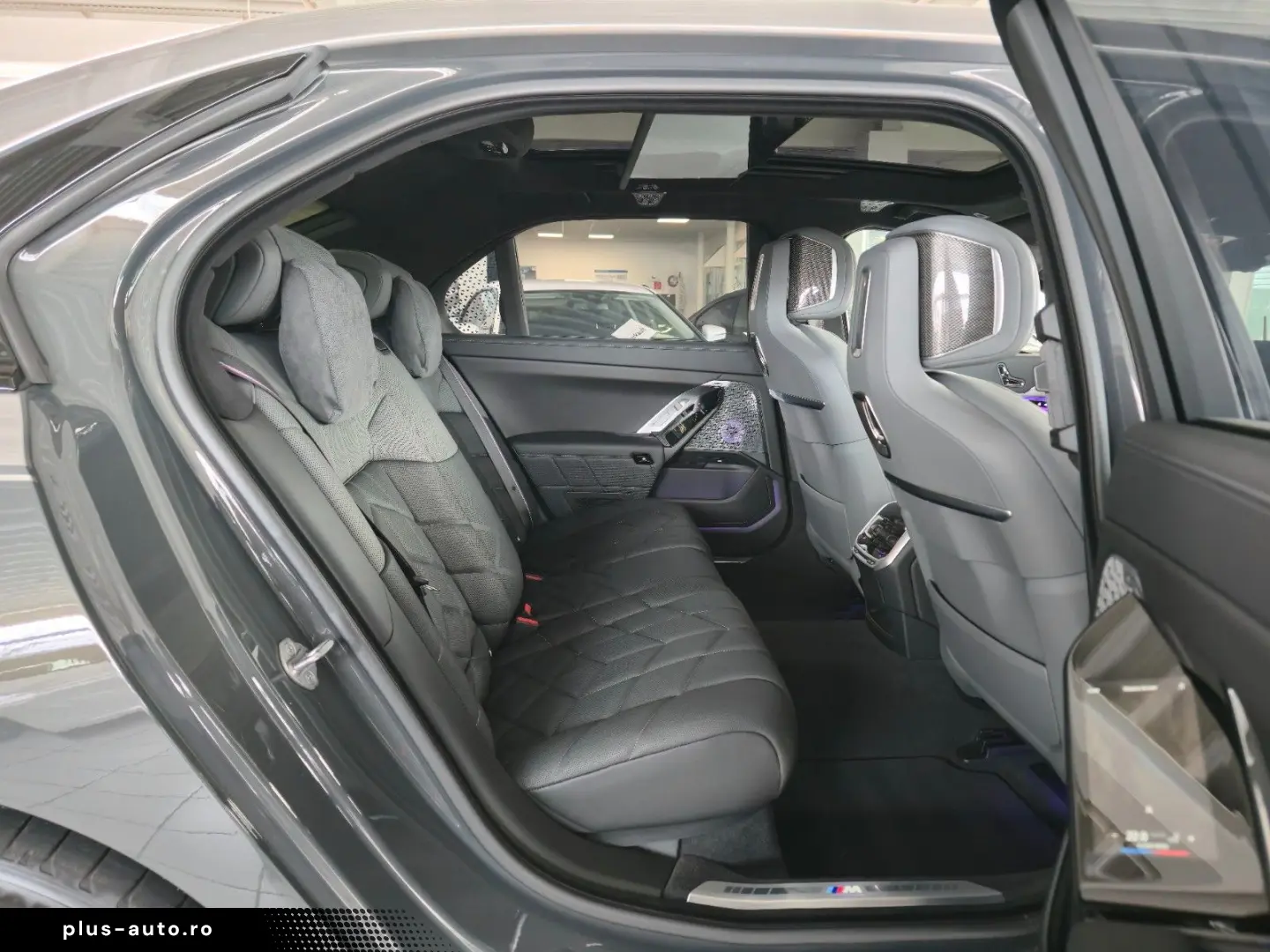 BMW 740d xDrive M Sport Fond Entertaiment B&W Sound