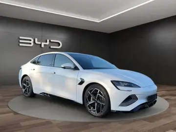 BYD Seal Design 230kW Reichweite 570km Panoramadach