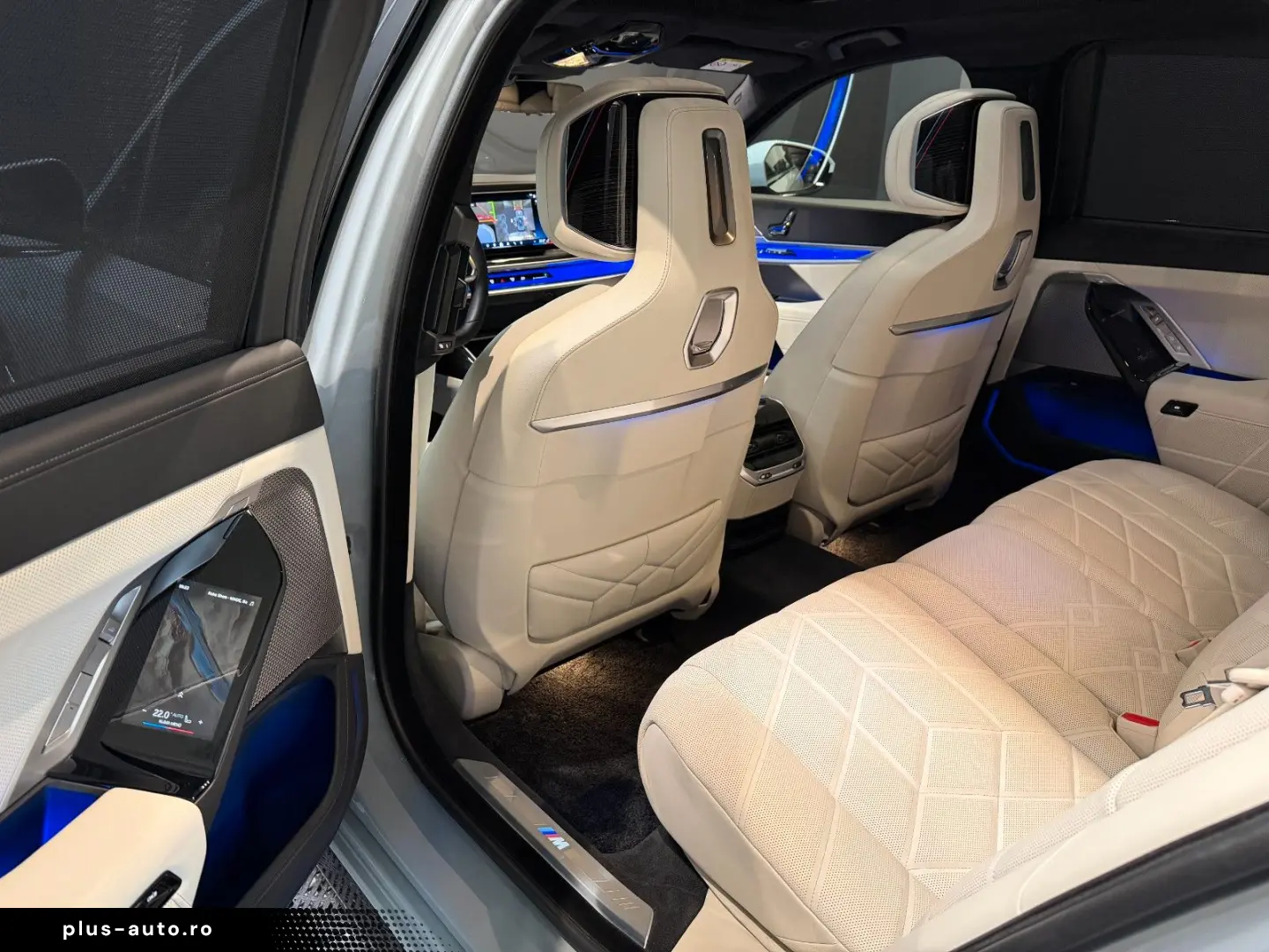 BMW 740 d xDrive B&W Sky Lounge M Sport Pro Luft 21