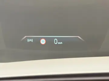 BMW 740 d xDrive B&W Sky Lounge M Sport Pro Luft 21