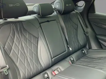 BYD Seal Design Wärmepumpe Alu LED NAV Kamera360