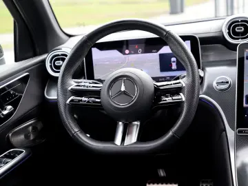 Mercedes-Benz GLC 300 d 4Matic AMG Line - PANO