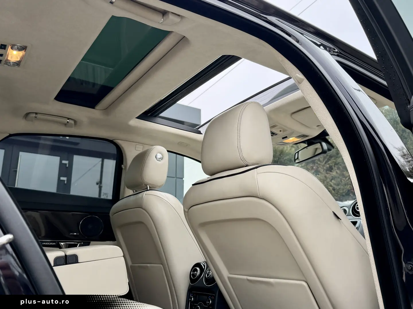 JAGUAR XJ 4WD 57000 KM