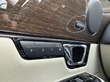 JAGUAR XJ 4WD 57000 KM