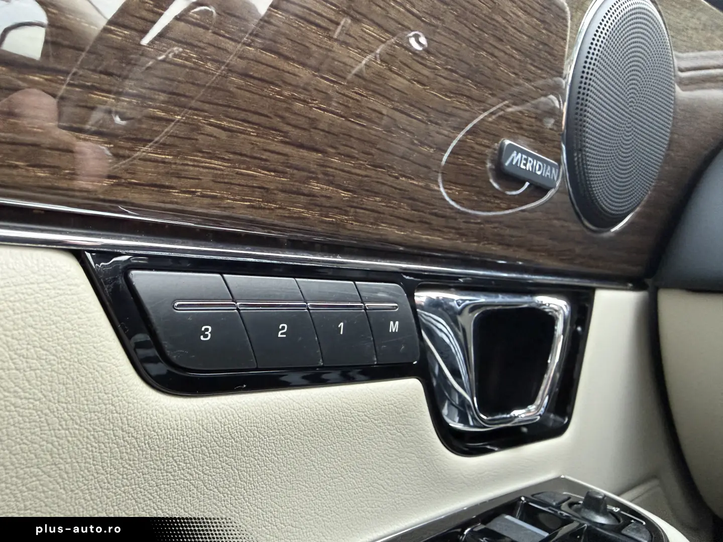 JAGUAR XJ 4WD 57000 KM