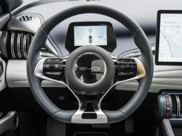 BYD ATTO3 COMFORT BYD ATTO3 COMFORT NAVI 360  PANO L