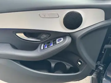 MERCEDES-BENZ GLC 200 d 4M Coupe Night R-Kamera S-Dach