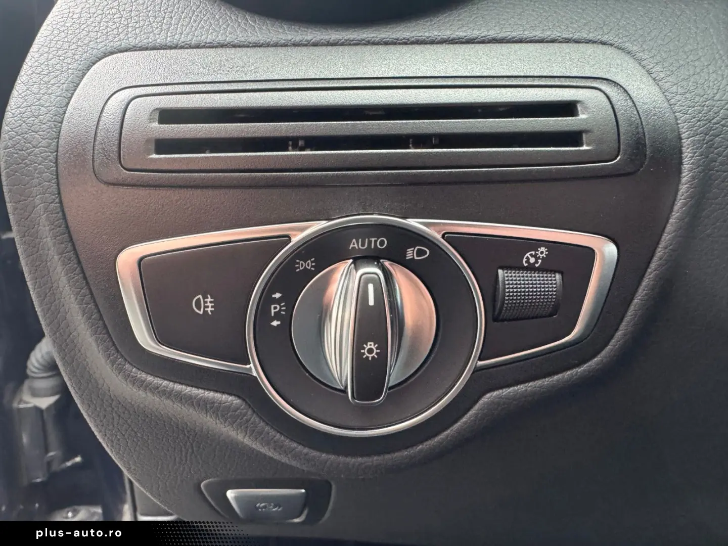 MERCEDES-BENZ GLC 200 d 4M Coupe Night R-Kamera S-Dach