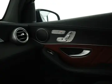 MERCEDES-BENZ GLC 300 de 4M Coupé AMG Distronic HUD &hellip;