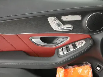 MERCEDES-BENZ GLC 300 de 4M Coupé AMG Distronic HUD &hellip;