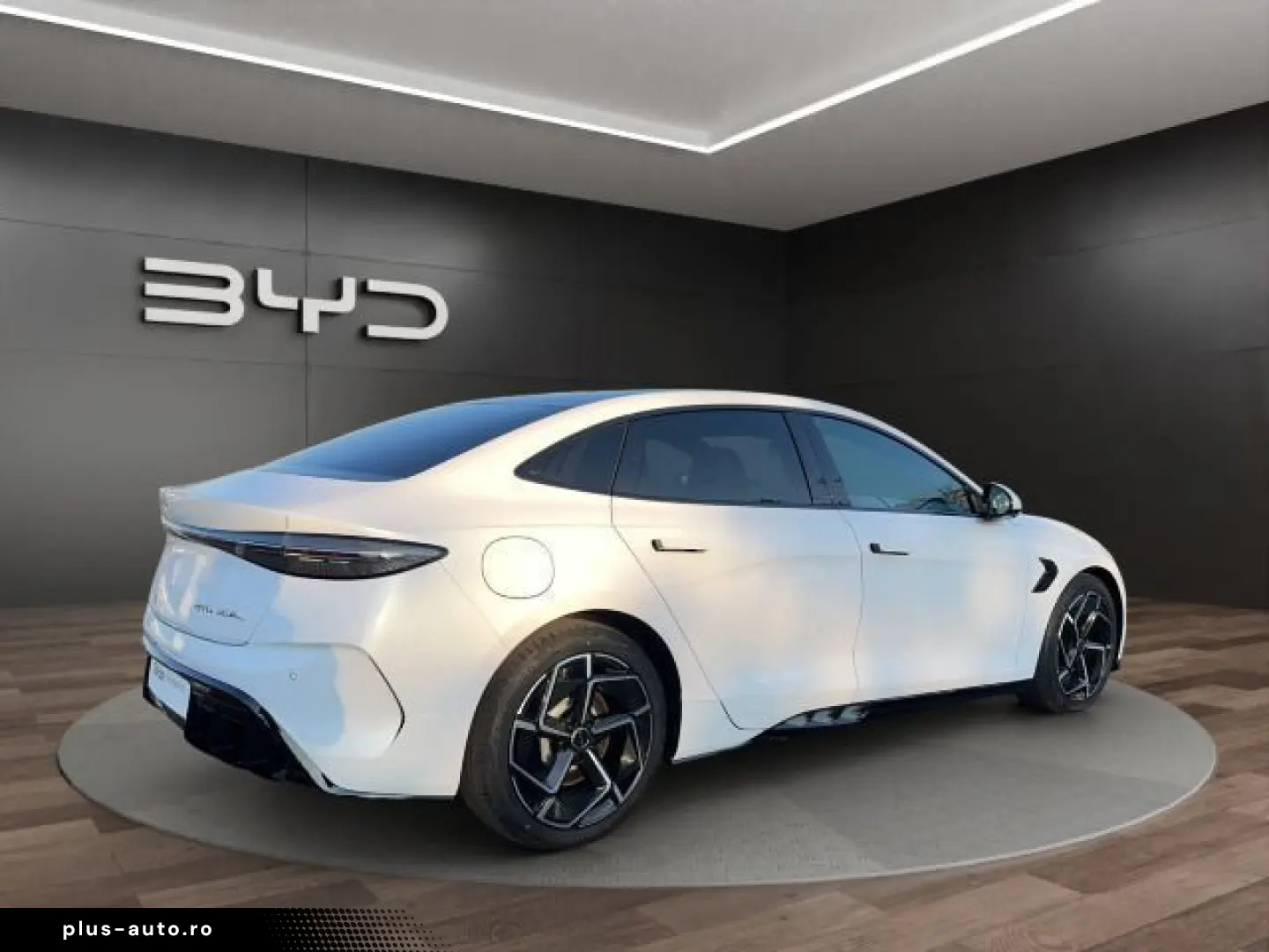 BYD Seal Design 230kW Reichweite 570km Panoramadach