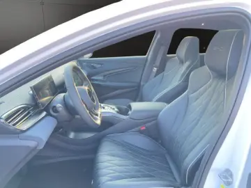 BYD Seal Design 230kW Reichweite 570km Panoramadach