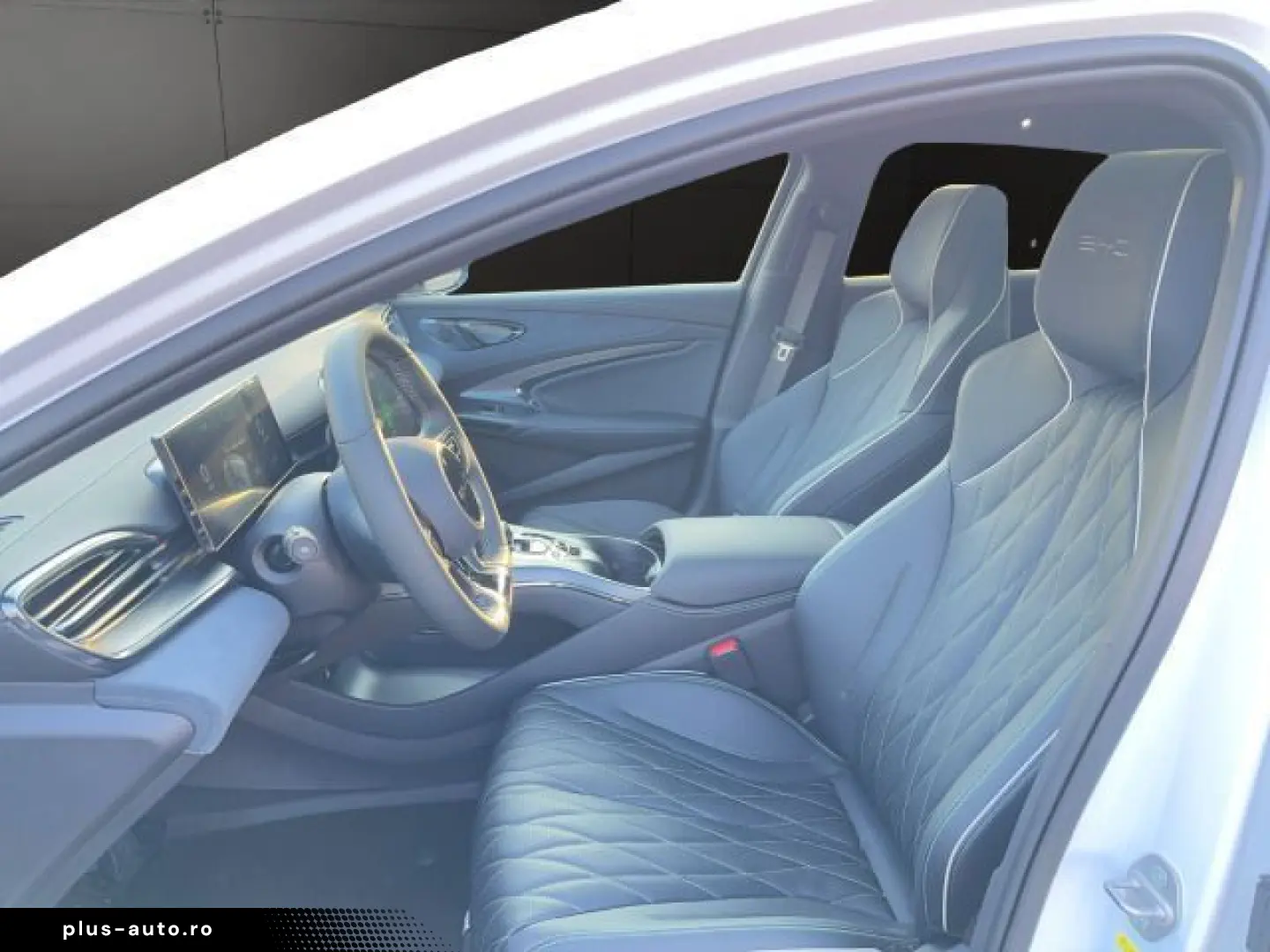 BYD Seal Design 230kW Reichweite 570km Panoramadach