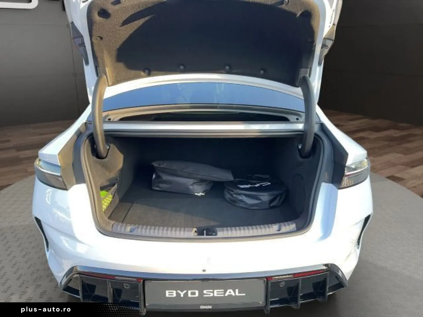 BYD Seal Design 230kW Reichweite 570km Panoramadach