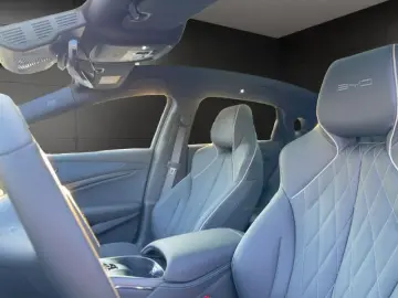 BYD Seal Design 230kW Reichweite 570km Panoramadach