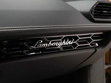 Lamborghini Huracan Tecnica (facelift 2022)