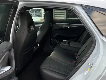 BYD Sealion 7 Design AWD Dynadio Panorama Carplay