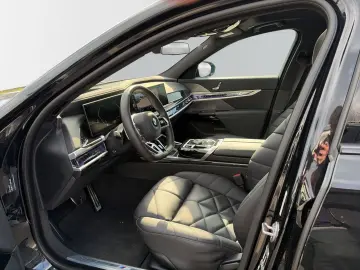 BMW 740d xDrive Limousine 845€ netto mtl. M Sportpak