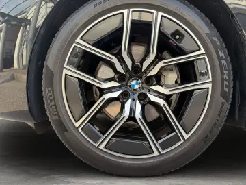 BMW 740d xDrive Limousine 845€ netto mtl. M Sportpak