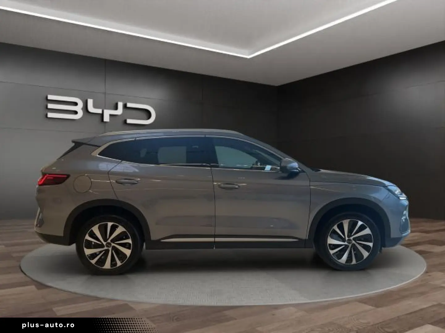 BYD Seal U DM-i Boost Plug-In Hybrid 1080km PANODACH