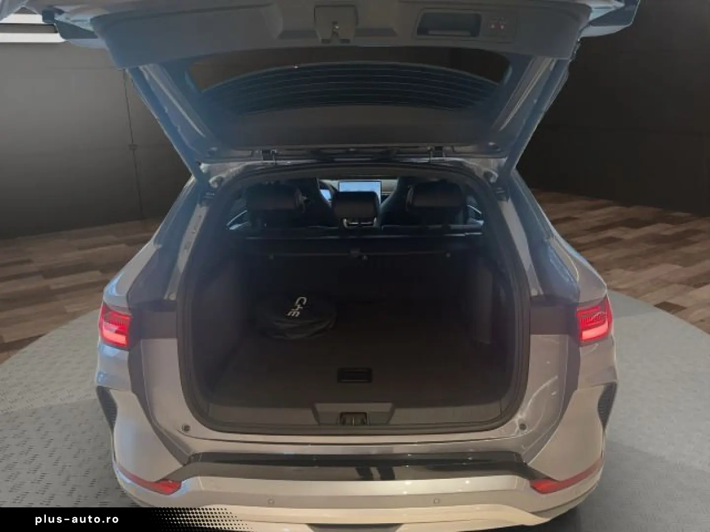 BYD Seal U DM-i Boost Plug-In Hybrid 1080km PANODACH