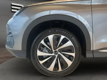 BYD Seal U DM-i Boost Plug-In Hybrid 1080km PANODACH