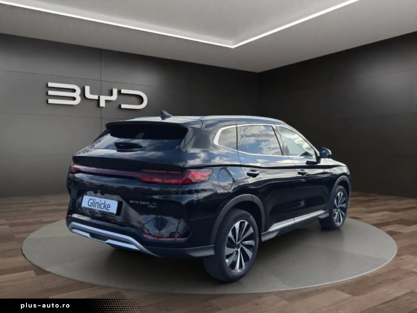 BYD Seal U DM-i Design AWD Plug-In Hybrid 870km ACC