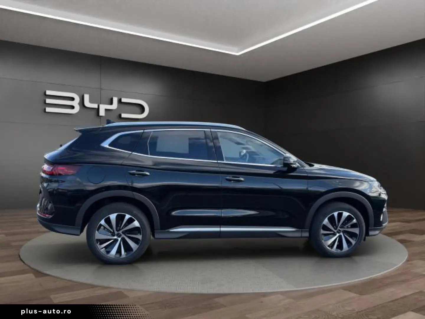 BYD Seal U DM-i Design AWD Plug-In Hybrid 870km ACC