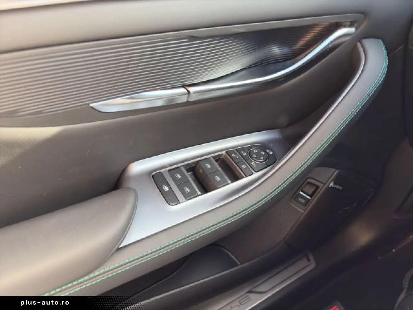 BYD Seal U DM-i Design AWD Plug-In Hybrid 870km ACC