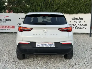 OPEL GRANDLAND AUTOMAT 2022