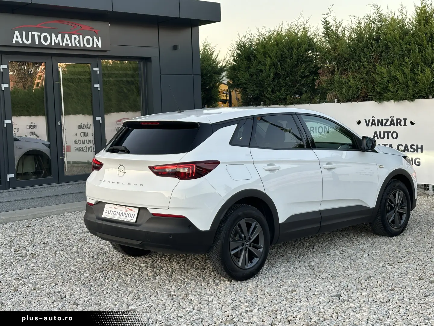 OPEL GRANDLAND AUTOMAT 2022