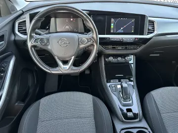 OPEL GRANDLAND AUTOMAT 2022