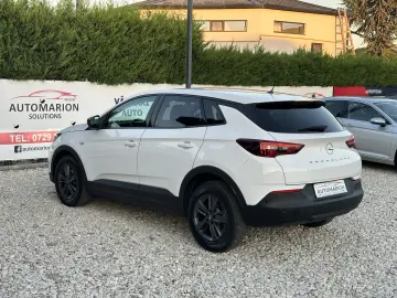 OPEL GRANDLAND AUTOMAT 2022