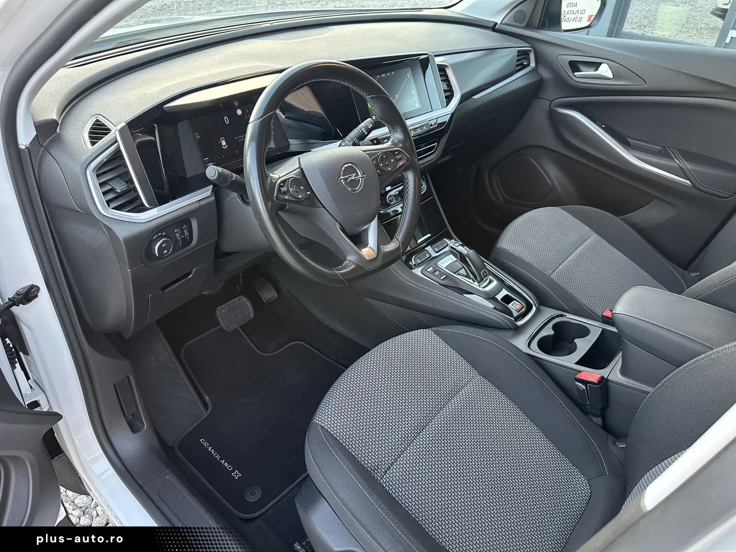 OPEL GRANDLAND AUTOMAT 2022