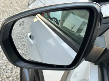 OPEL GRANDLAND AUTOMAT 2022