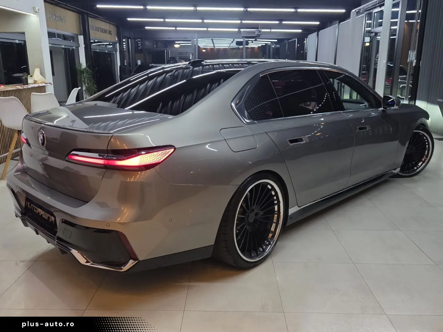 BMW 740 d xDrive M Sport INDIVIDUAL CINEMA UPE 180.