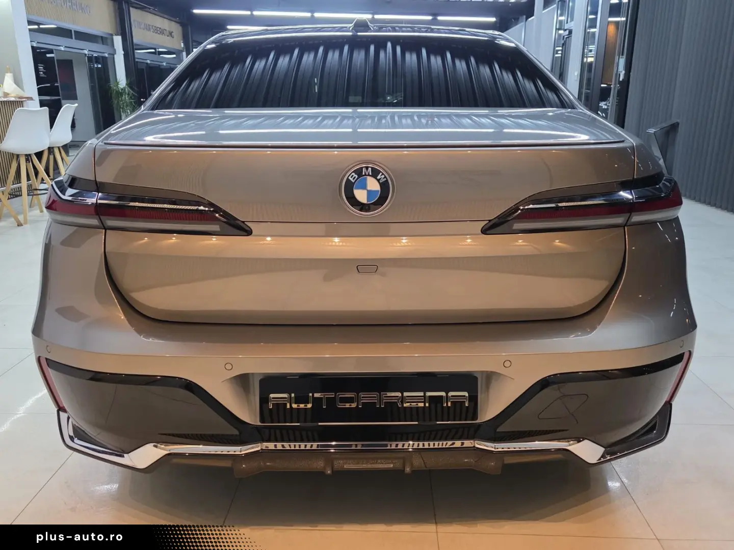 BMW 740 d xDrive M Sport INDIVIDUAL CINEMA UPE 180.