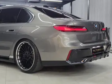 BMW 740 d xDrive M Sport INDIVIDUAL CINEMA UPE 180.