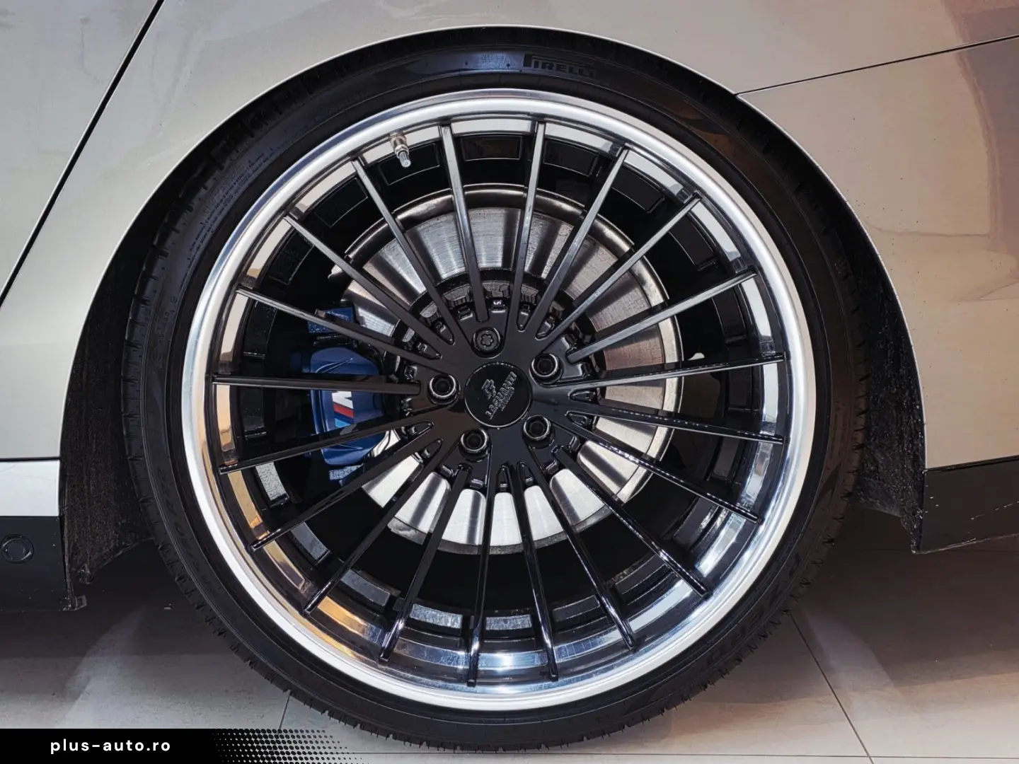 BMW 740 d xDrive M Sport INDIVIDUAL CINEMA UPE 180.